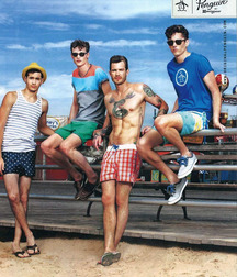 Guys in shorts 5c9fecfdbf6a7.jpg
