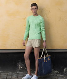 Guys in shorts 5c9fed068656f.jpg