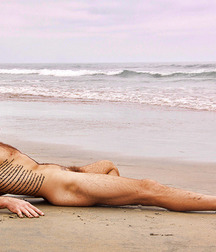 Long hair guys 5ca0de119a4a0.jpg