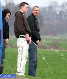 Pissing Twinks 5ca0de6bdfcf7.jpg