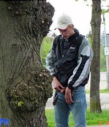 Pissing Twinks 5ca0de72227cb.jpg