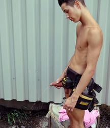 Pissing Twinks 5ca0de8cdbd02.jpg