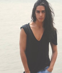 Beautiful long hair 3 5ca0e806b42f8.jpg