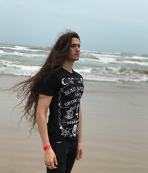 Beautiful long hair 3 5ca0e845076c3.jpg