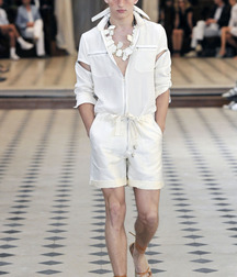 Model boys feet 2 5ca0f93385358.jpg