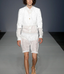 Model boys feet 2 5ca0f94411328.jpg