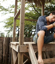 Model boys feet 2 5ca0f95bbc2bb.png