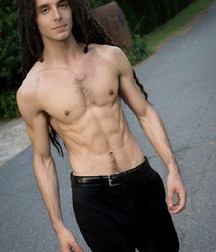 Long hair guys 2 5ca102d819f07.jpg