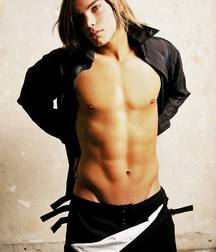 Long hair 5ca66751b910c.jpg