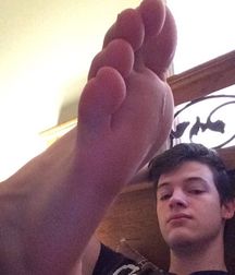 Worship the guys feet 5ca77f8326579.jpg
