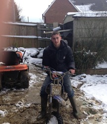 Boys in rubber boots 5ca7ce4b2b80c.jpg