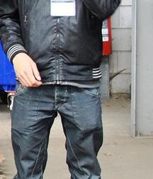 Boys in rubber boots 5ca7ce545d53d.jpg