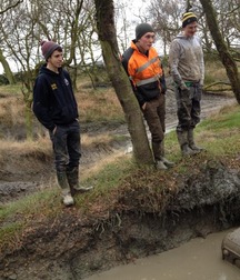 Boys in rubber boots 5ca7ce5c12e8c.jpg