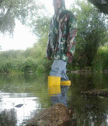 Boys in rubber boots 5ca7ce653cf2d.png