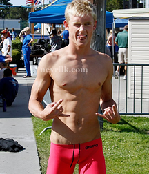 Twinks 64 5ca7e8e7d7197.png