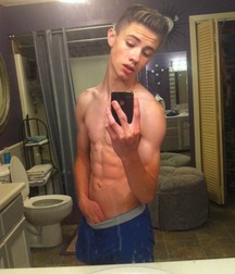 Twinks 64 5ca7e8fe6ad4d.jpg