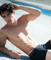 Twinks 65 5ca7ec266b15d.jpg