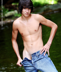 Twinks and models 2 5ca7f5dc79bf8.jpg