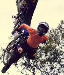 Motocross guys 5ca7f75782813.jpg