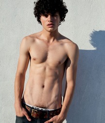 Nude and cute 2 5ca7fefab0b2b.jpg