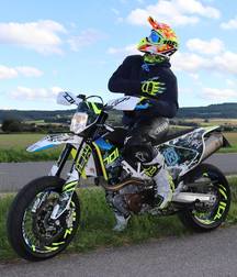 Bikers 2 5ca8abb46aab7.jpg