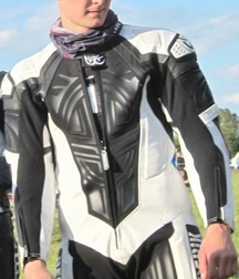 Bikers 2 5ca8abd3d5521.jpg