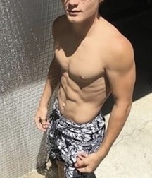 Pretty bois 5ca93f812fec0.jpg