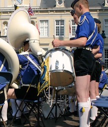Bois in shorts 5ca9455424671.jpg