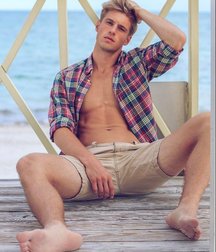 Bois in shorts