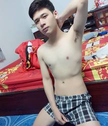 Bois in shorts 5ca9457a2a99f.jpg