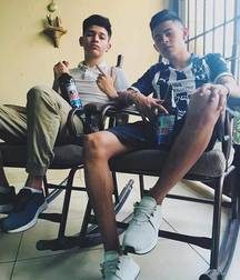 Teen boys feet 2 5caa14914bbab.jpg