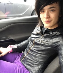 Guys in leather 5caa3fb6c7702.jpg