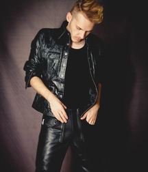 Guys in leather 5caa3ffb42c97.jpg