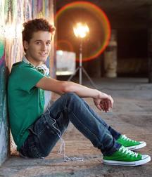 Guys in chucks 5cabd239c44c1.jpg