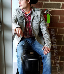 Cowboys always riding 5cace7ba4f11f.jpg