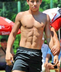 Jongen 3 5cacea7ed55c7.jpg
