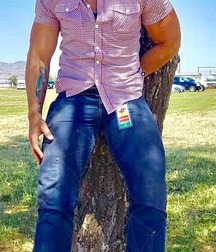 Cowboys always riding 5cae047a3e224.jpg