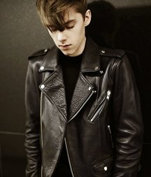 Leather lovin bois 5cb0cf479d62e.jpg