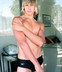 Cuties long hair 5cb45db9d0d0c.jpg