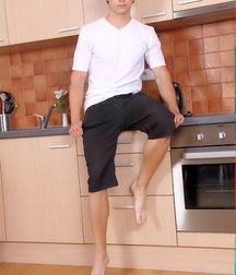 Boys barefoot 5cb4f05b00272.jpg