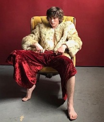 Celebs feet 3 5cb5fea37ad5a.jpg