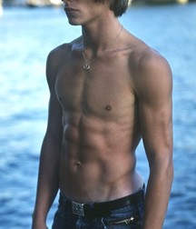 Skinny Twinks 5cb62e5255307.jpg