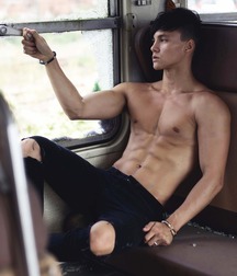 Skinny Twinks 5cb62e6ce8bcd.jpg