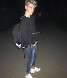 Sneaker boys 6 5cb63a4ab09ab.jpg