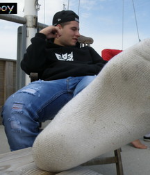 Twink feet and sox 5cb7645735587.jpg