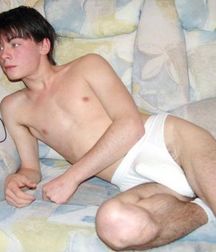 Speedos and boners 5cb871a822a5f.jpg