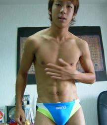 Speedos and boners 5cb871c772f12.jpg