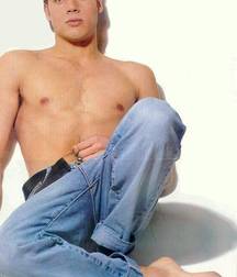 barefoot twinks 3 5cb9e3ae842d3.jpg