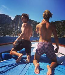 barefoot twinks 3 5cb9e3cda6dba.jpg