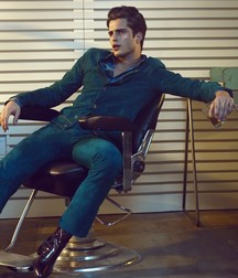 Booted men and boys 5cb9f38e7d810.jpg
